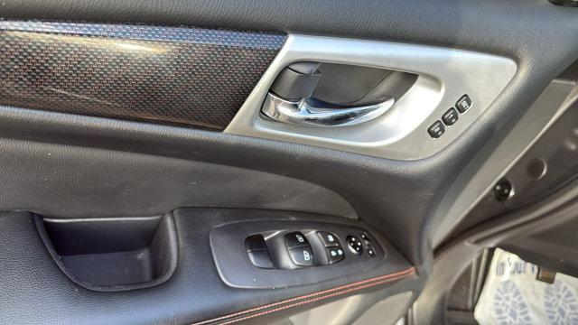 used 2020 Nissan Pathfinder car, priced at $12,965