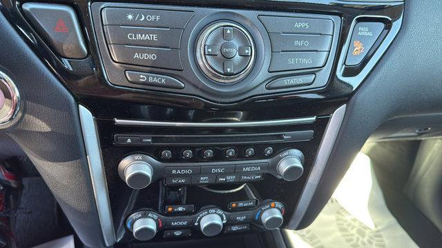 used 2020 Nissan Pathfinder car, priced at $21,999