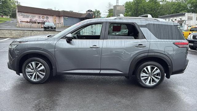 used 2024 Nissan Pathfinder car, priced at $39,999