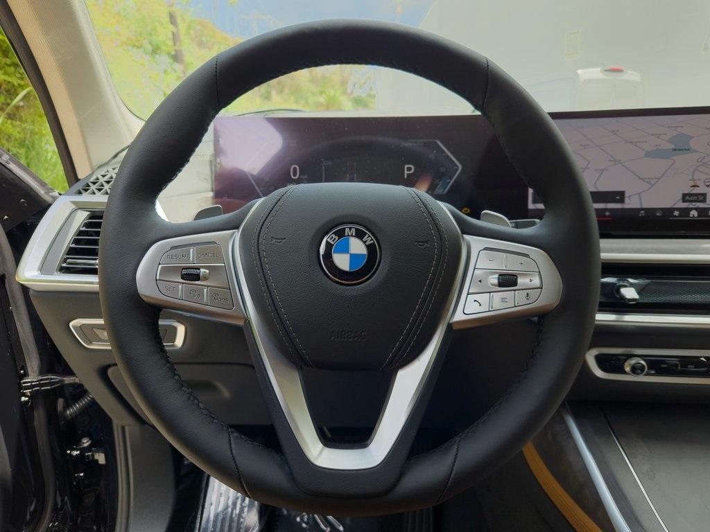 new 2026 BMW X7 car, priced at $94,015