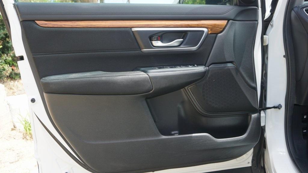 used 2017 Honda CR-V car, priced at $17,995