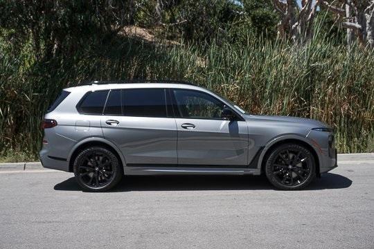 new 2025 BMW X7 car, priced at $117,525