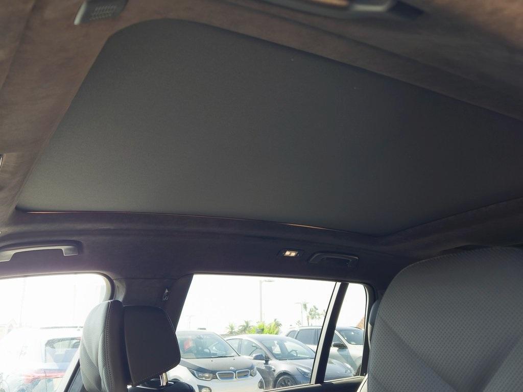 new 2026 BMW X7 car, priced at $97,525