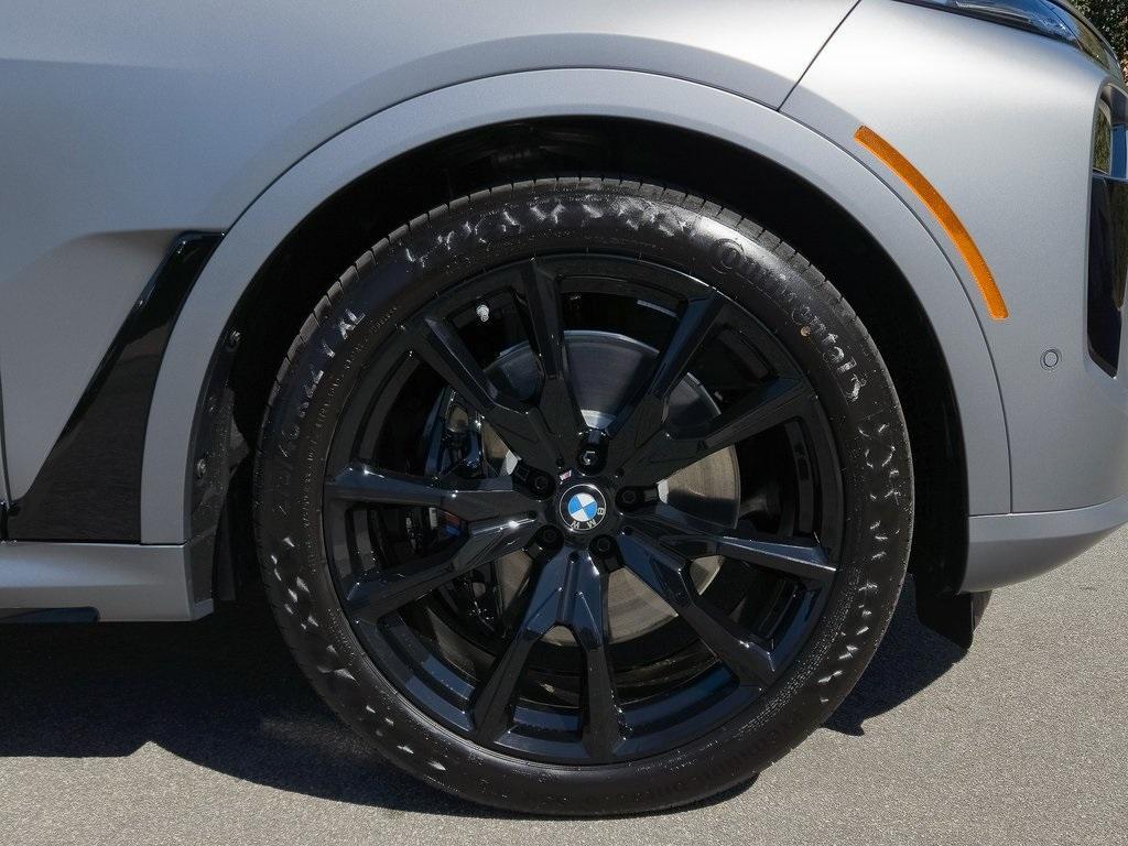 new 2026 BMW X7 car, priced at $134,125