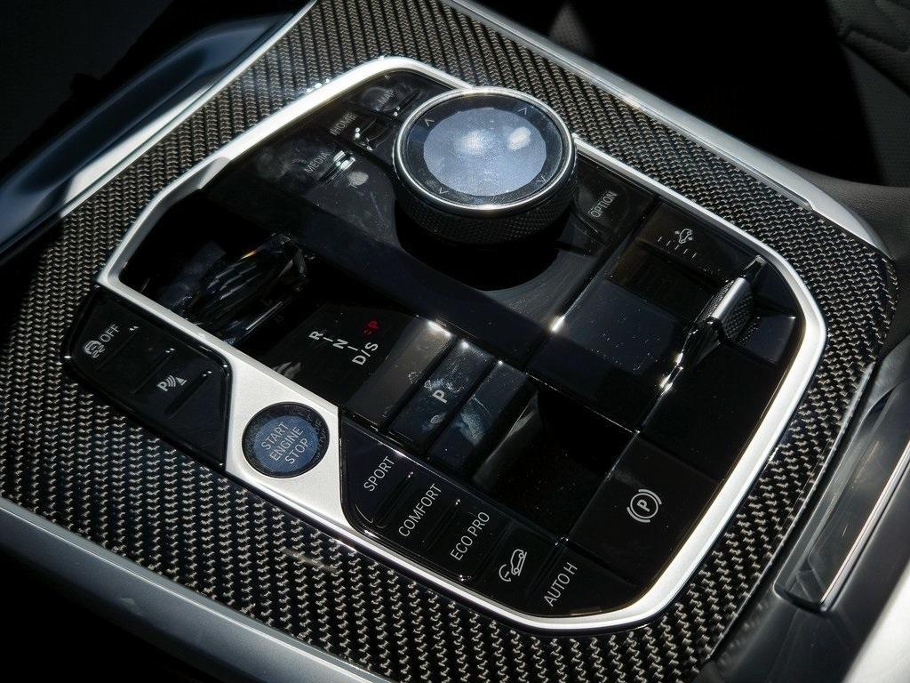 new 2026 BMW X7 car, priced at $134,125