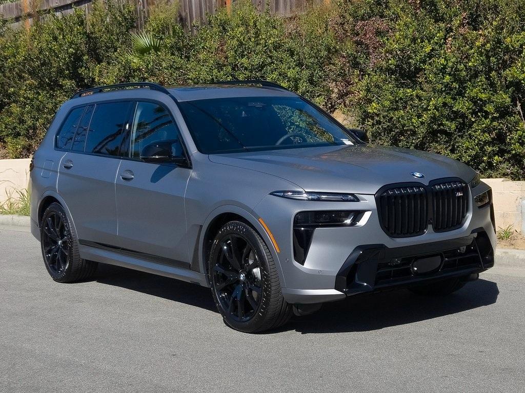 new 2026 BMW X7 car, priced at $134,125