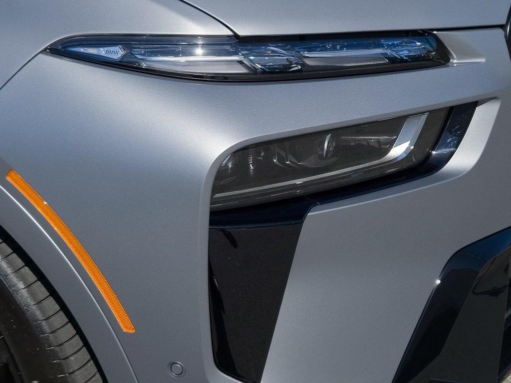 new 2026 BMW X7 car, priced at $134,125