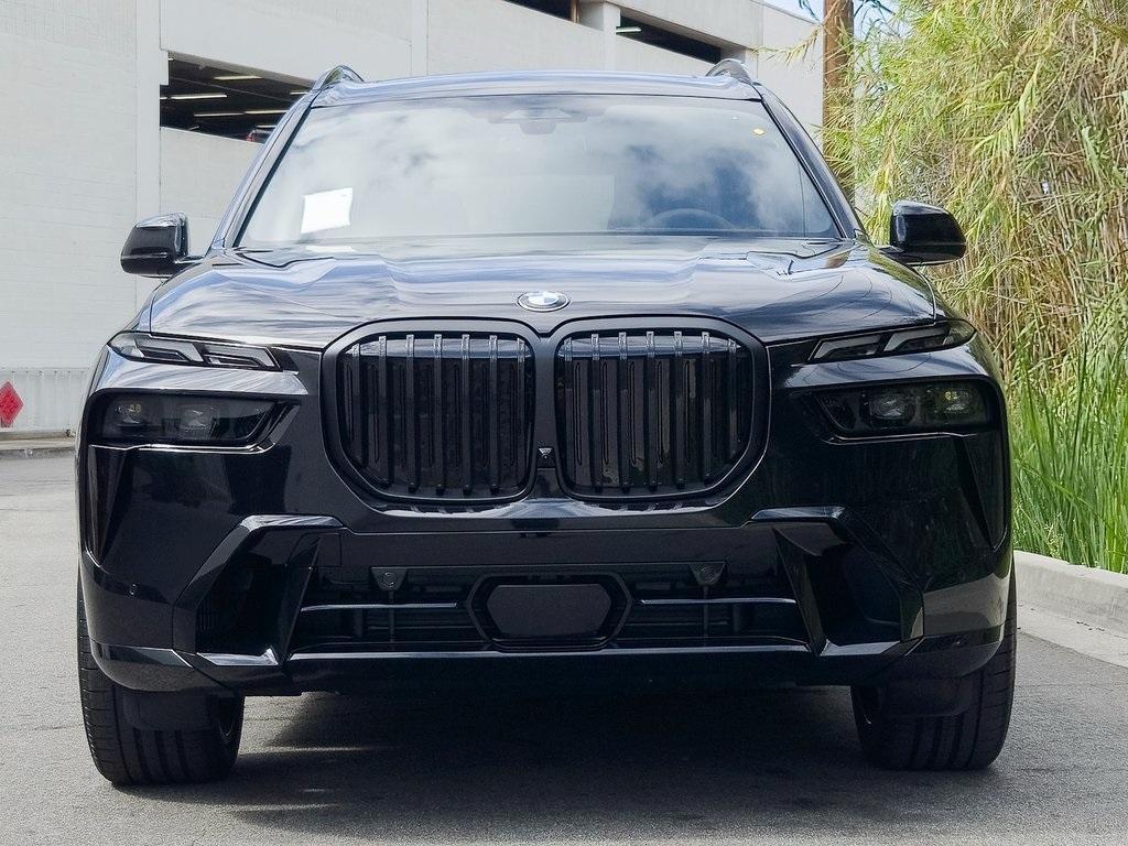 new 2026 BMW X7 car, priced at $99,685