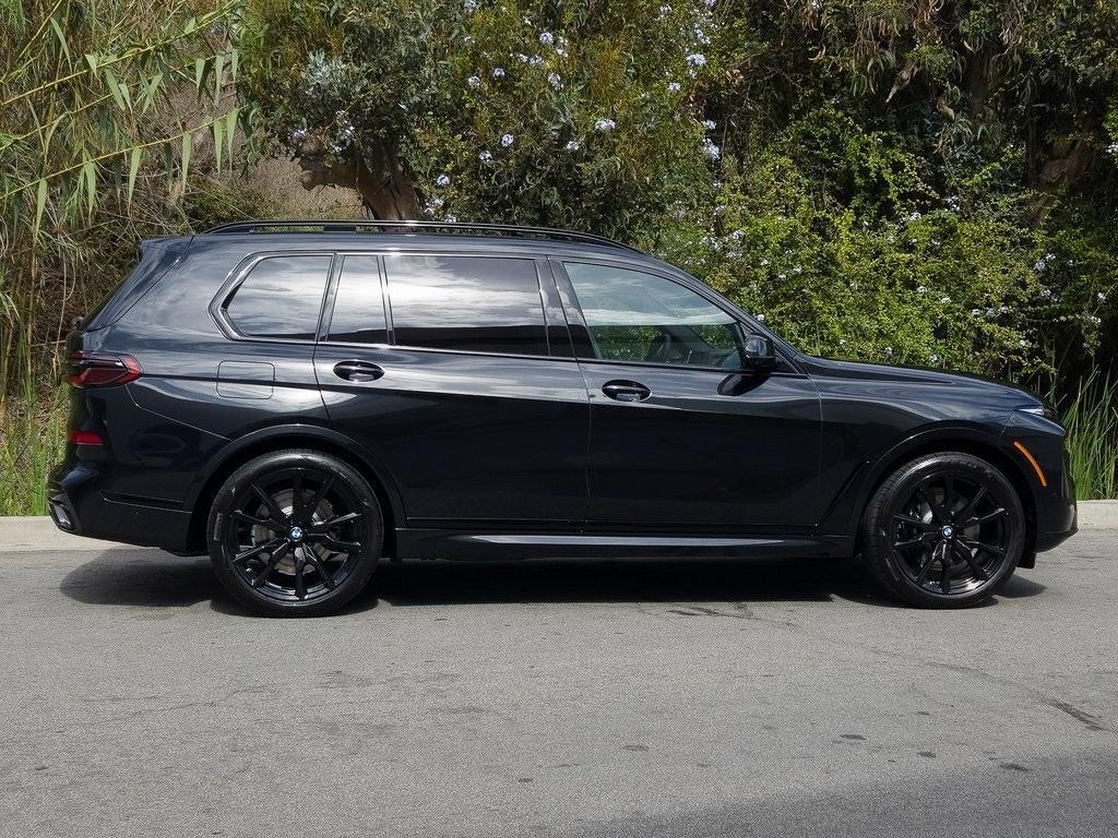 new 2026 BMW X7 car, priced at $99,685