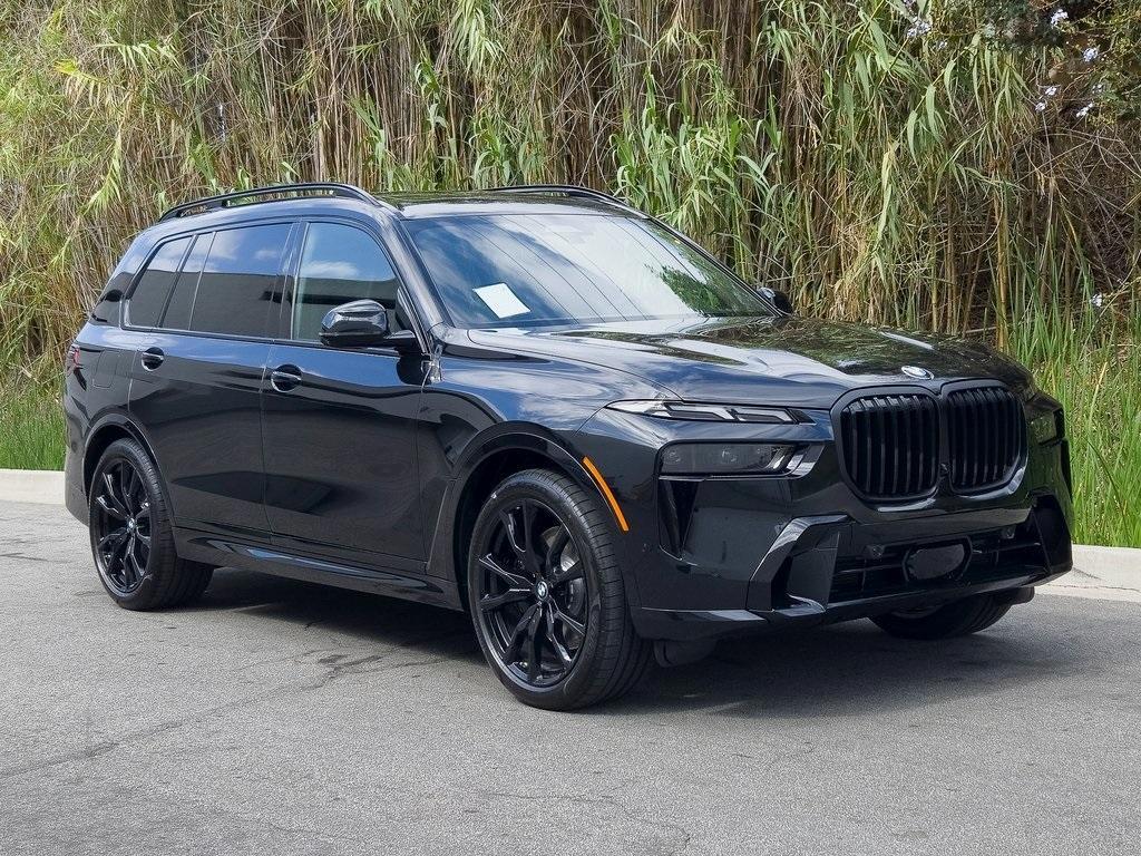 new 2026 BMW X7 car, priced at $99,685