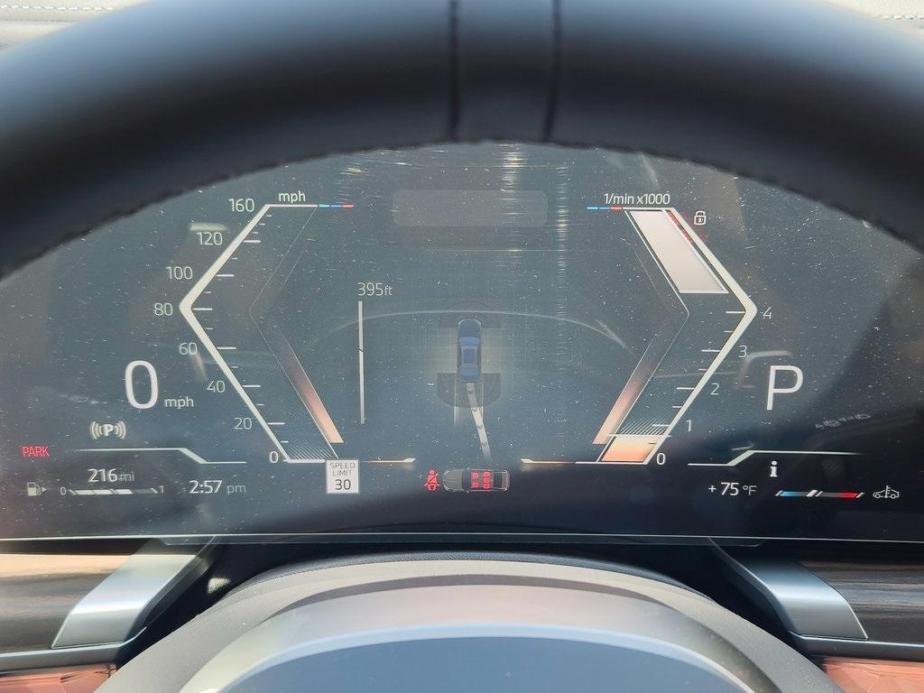 new 2025 BMW 760 car, priced at $137,575