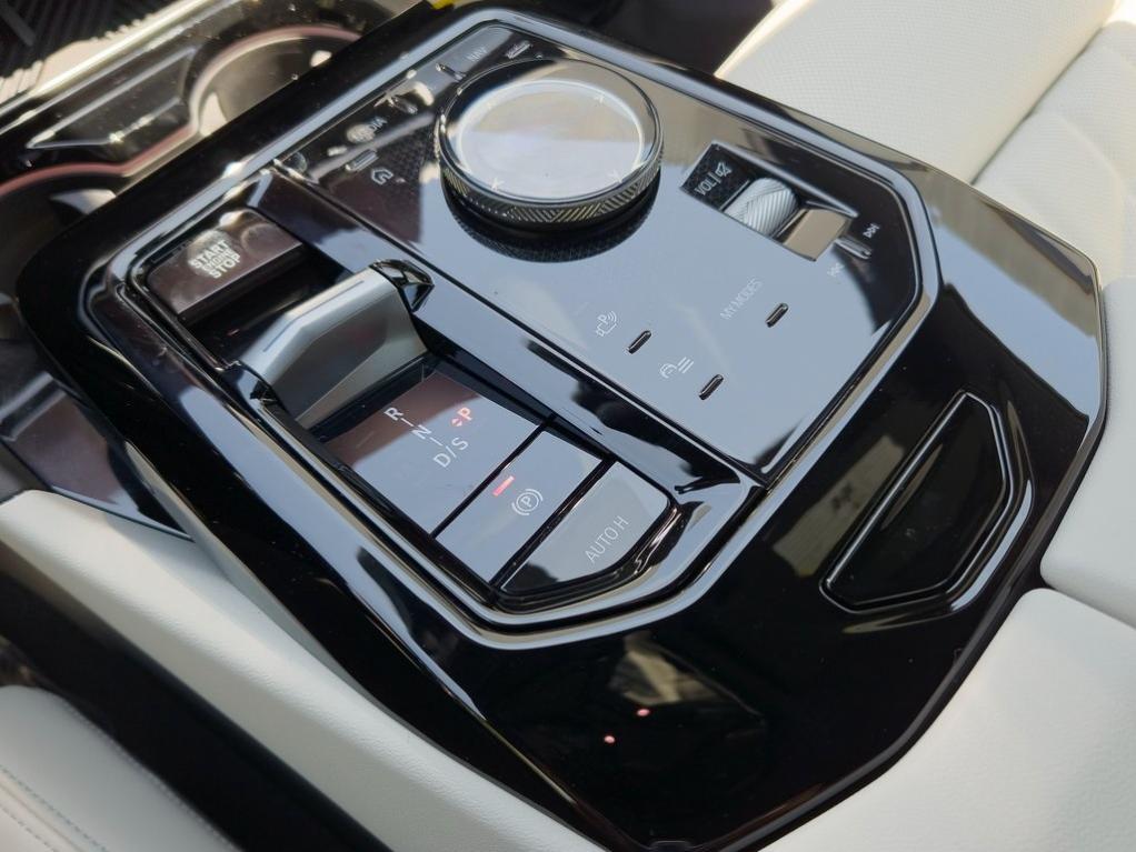 new 2026 BMW 550e car, priced at $82,075