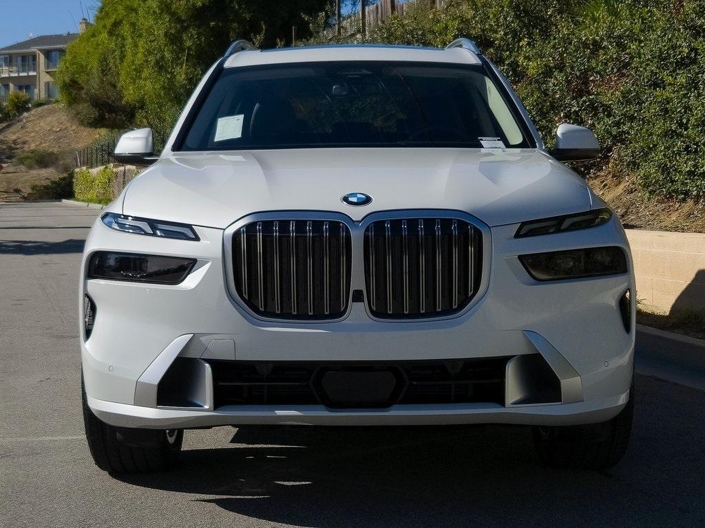 new 2026 BMW X7 car, priced at $90,715