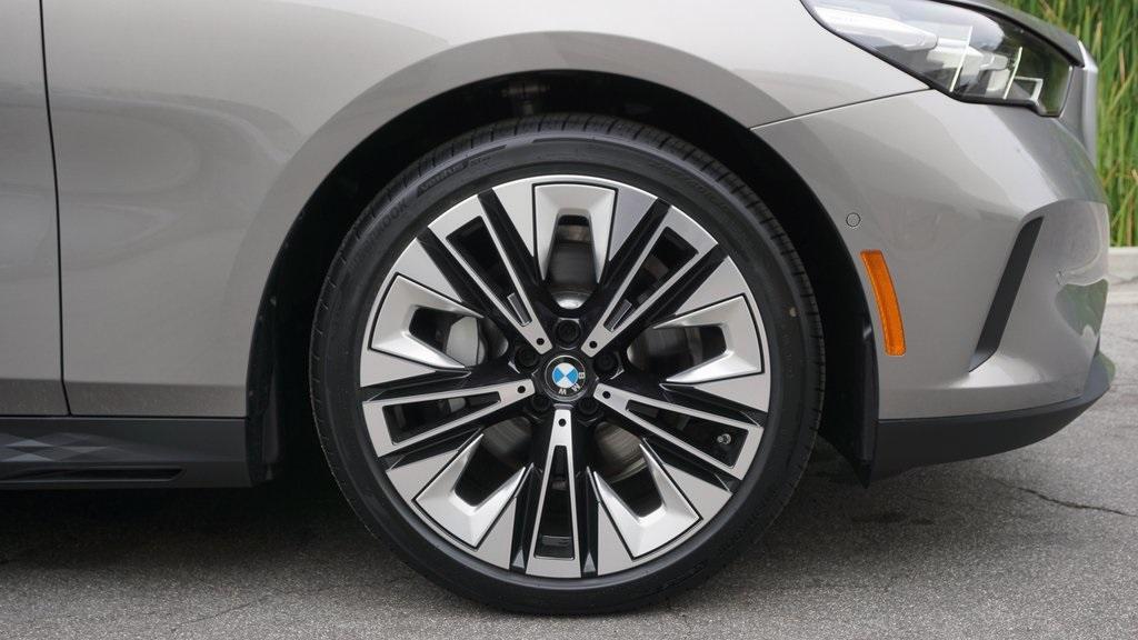 new 2024 BMW 530 car, priced at $61,260