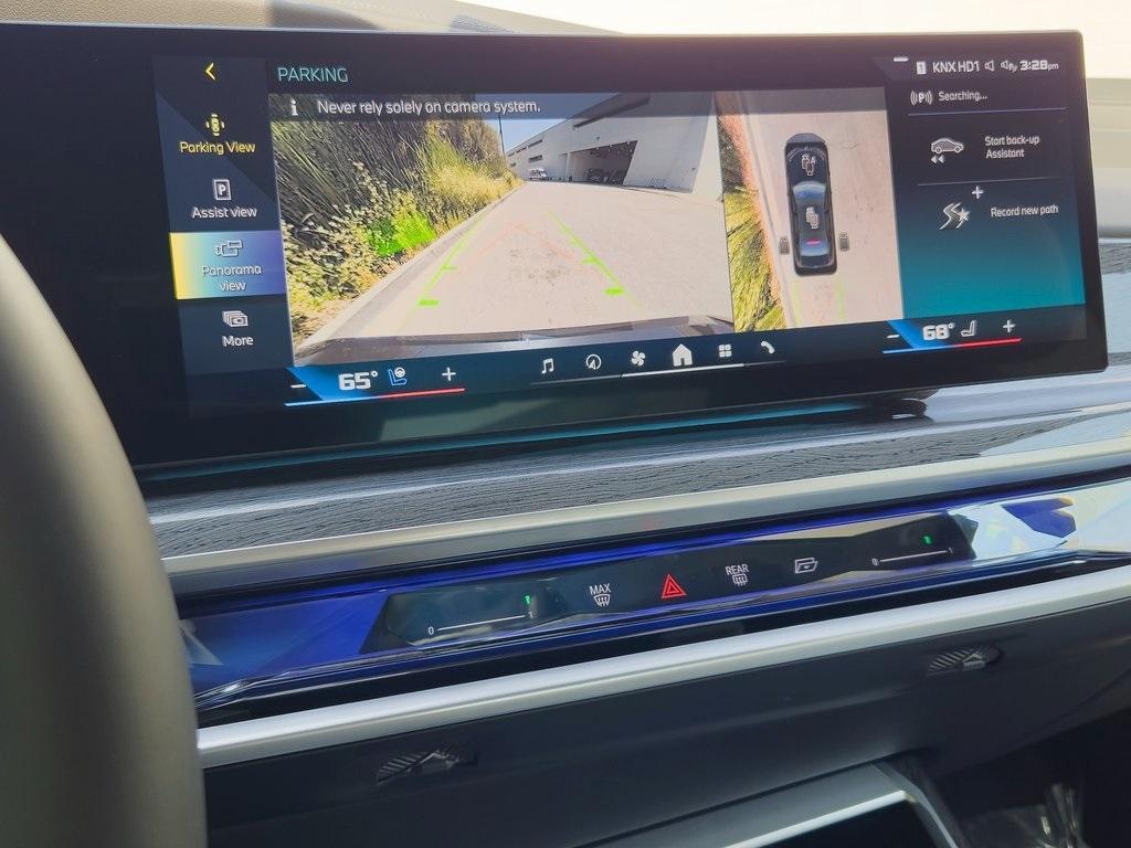 used 2024 BMW i7 car, priced at $144,995