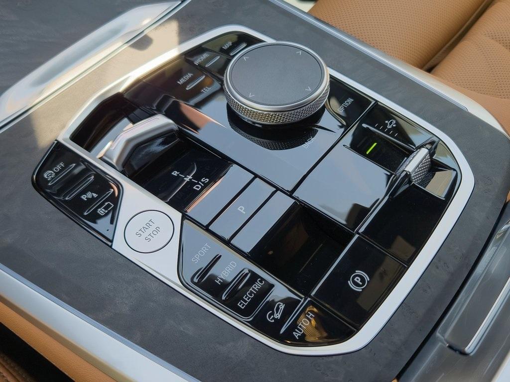 new 2026 BMW X5 PHEV car, priced at $79,575
