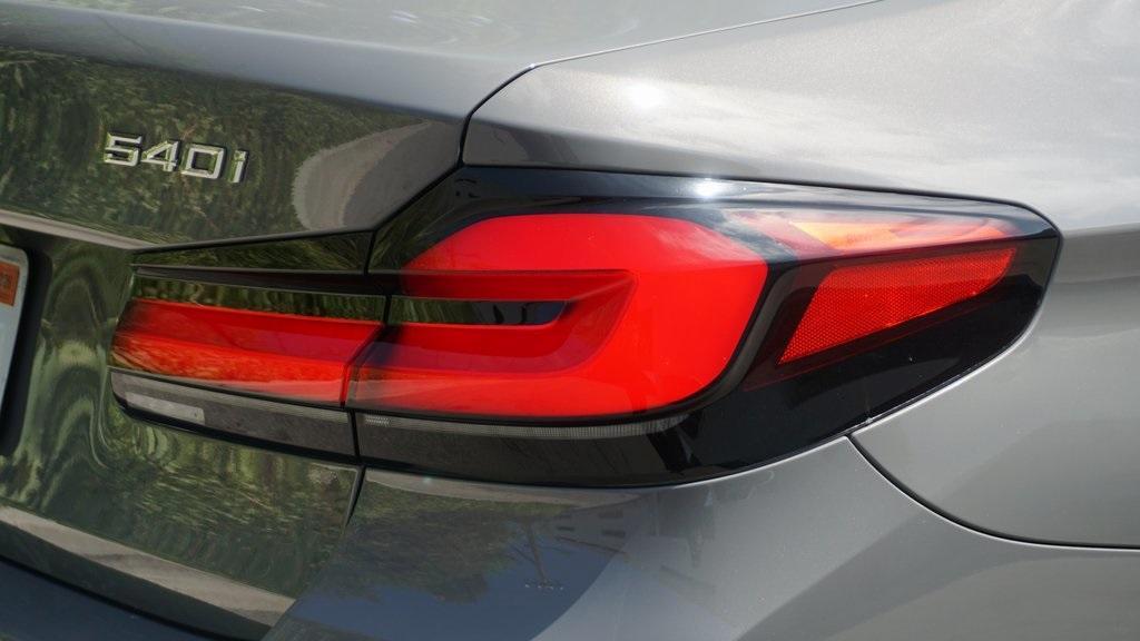 used 2022 BMW 540 car, priced at $40,995