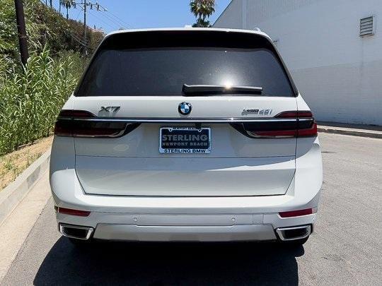 new 2025 BMW X7 car, priced at $89,495