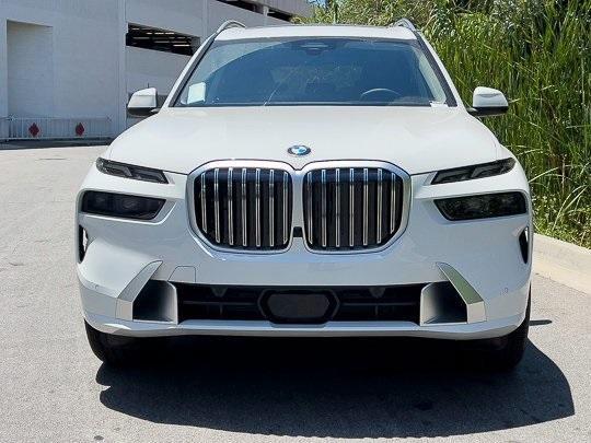 new 2025 BMW X7 car, priced at $89,495