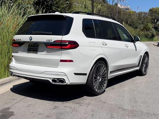 new 2025 BMW X7 car, priced at $159,145