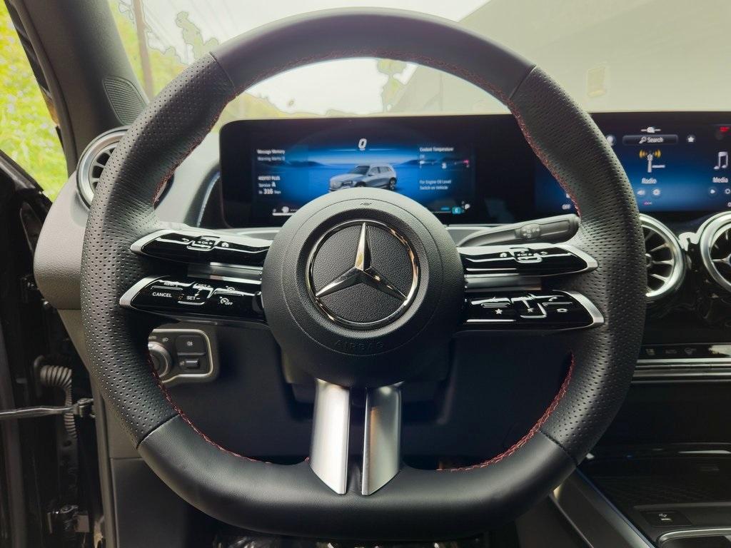 used 2025 Mercedes-Benz GLB 250 car, priced at $42,995