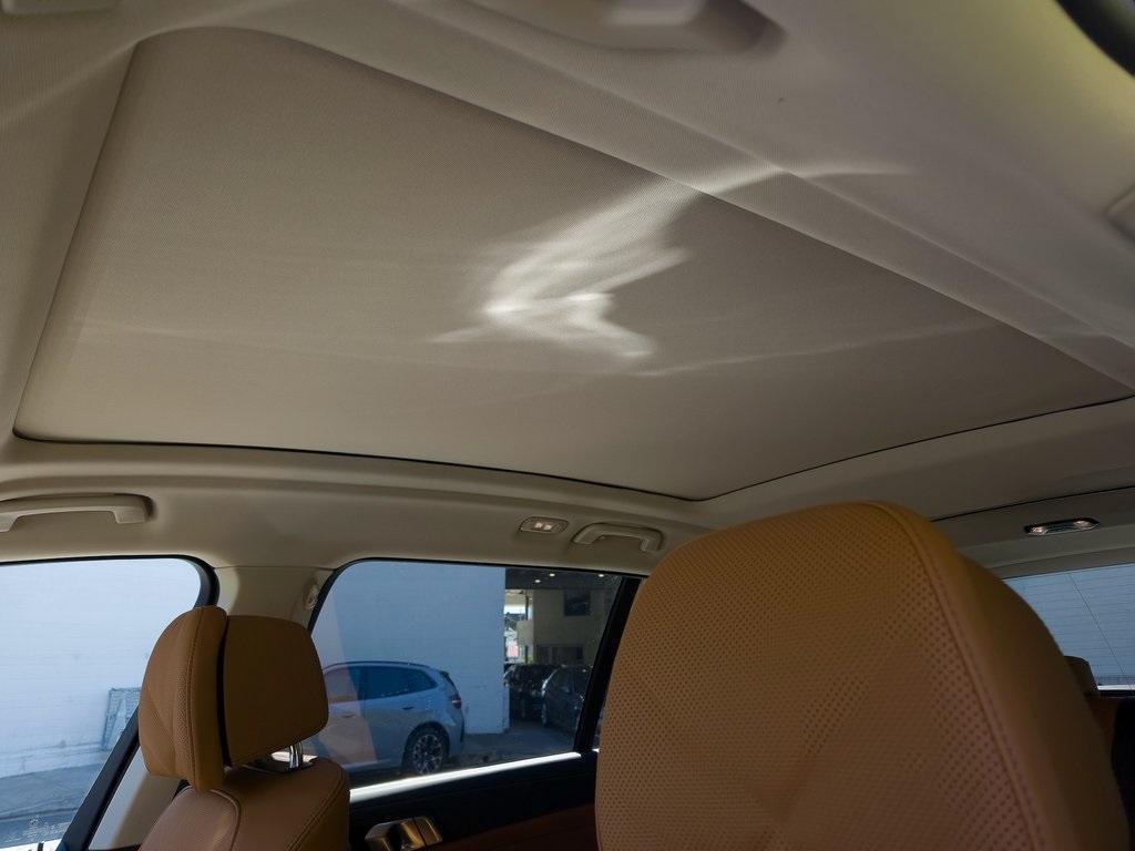 new 2026 BMW X7 car, priced at $90,775
