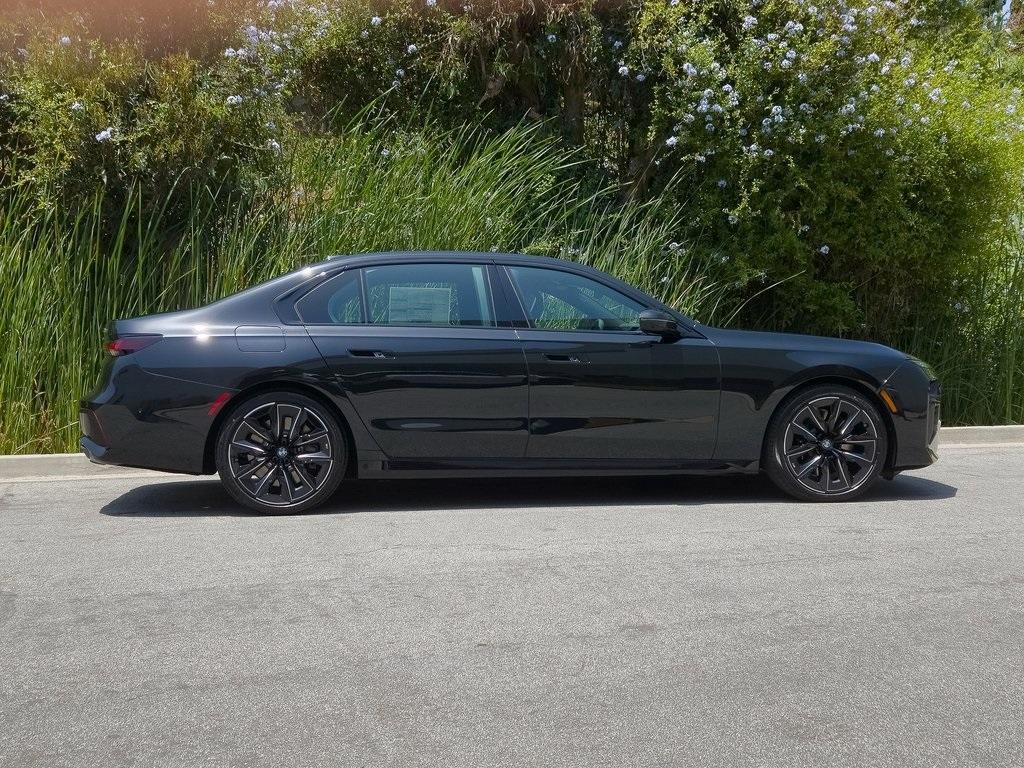 new 2025 BMW 760 car, priced at $135,275