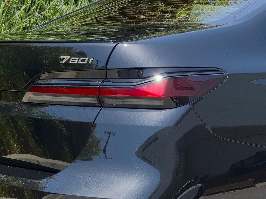 new 2025 BMW 760 car, priced at $135,275