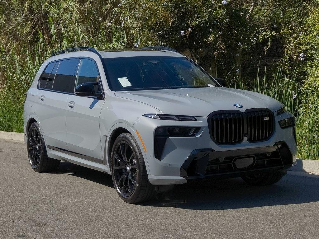 new 2026 BMW X7 car, priced at $120,540