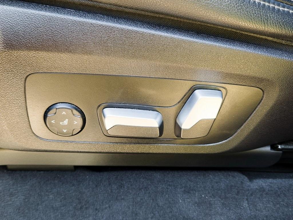 used 2023 BMW X3 car, priced at $34,995