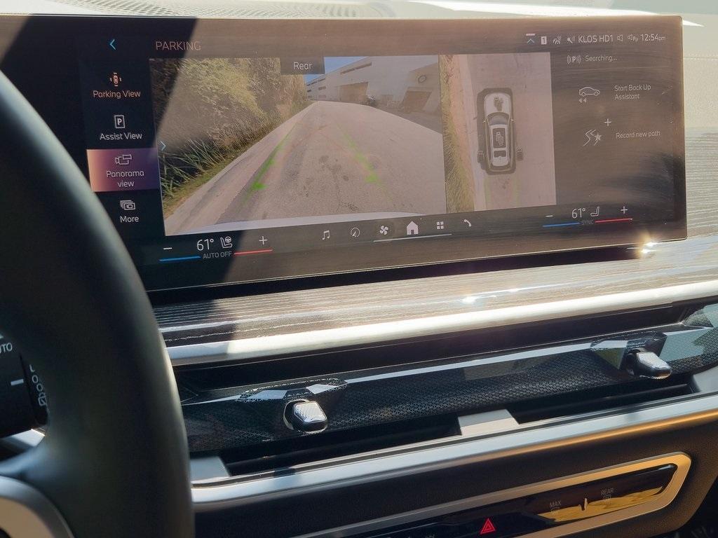used 2025 BMW X7 car, priced at $80,995