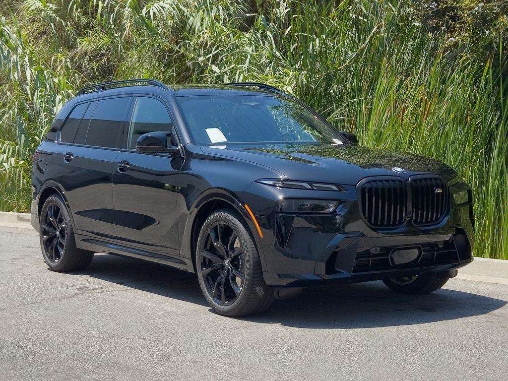 new 2026 BMW X7 car, priced at $124,540
