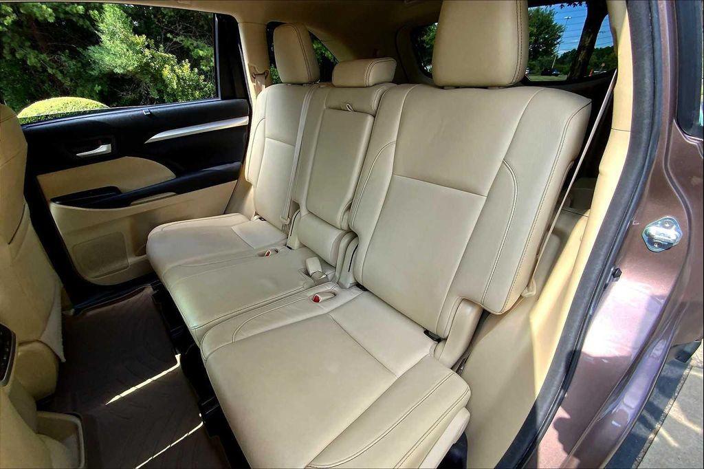 used 2017 Toyota Highlander car, priced at $19,266