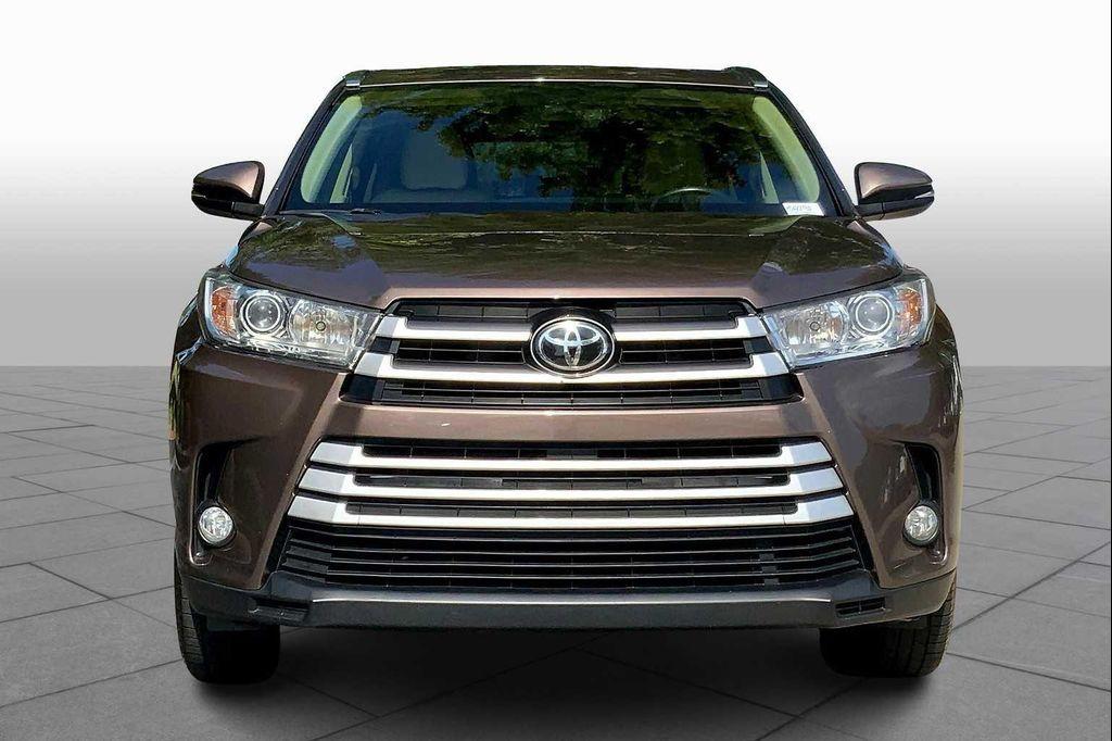 used 2017 Toyota Highlander car, priced at $19,266