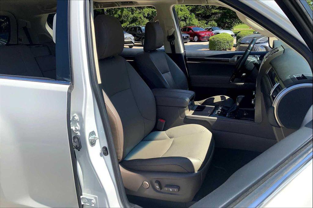 used 2020 Lexus GX 460 car, priced at $42,996