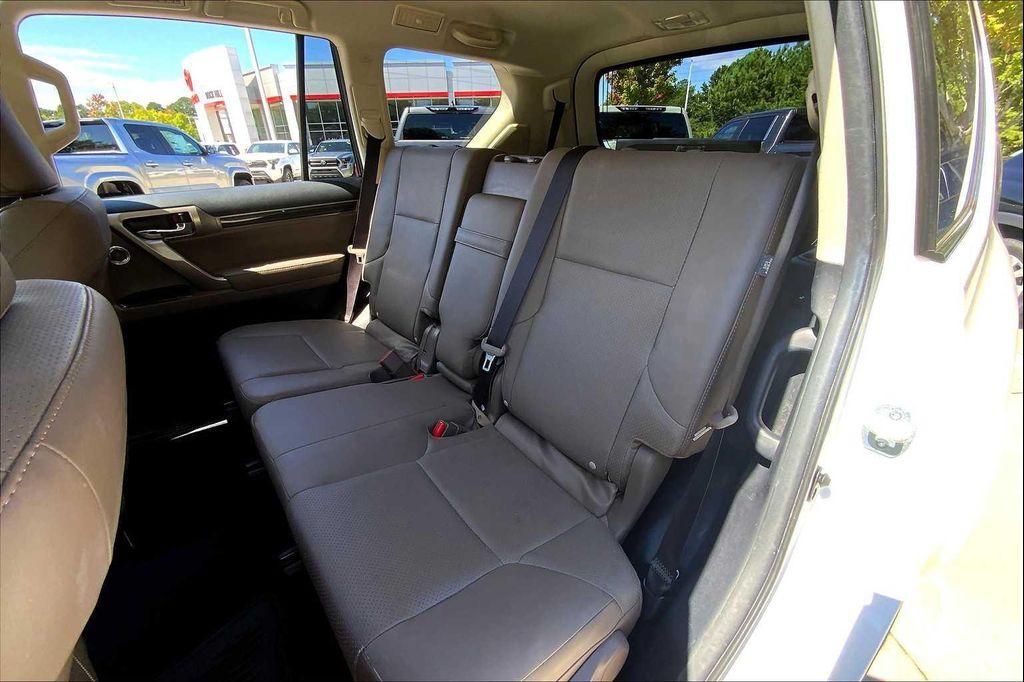 used 2020 Lexus GX 460 car, priced at $42,996