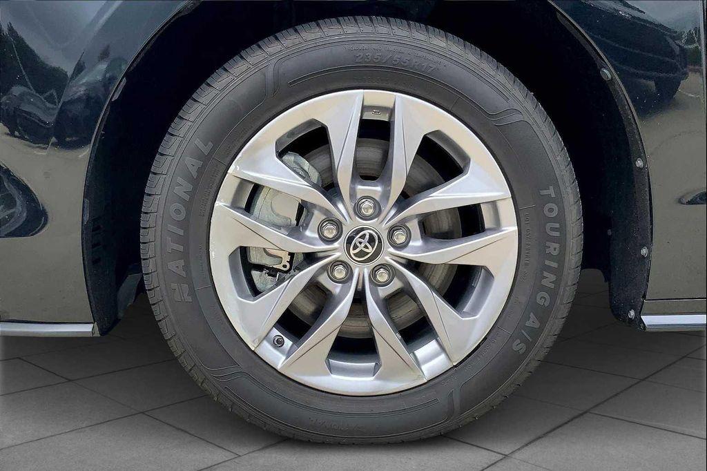 used 2023 Toyota Sienna car, priced at $36,910