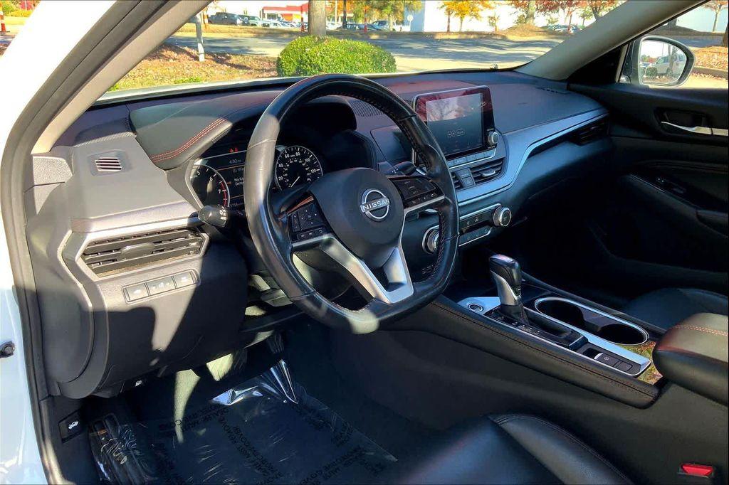 used 2023 Nissan Altima car, priced at $24,137