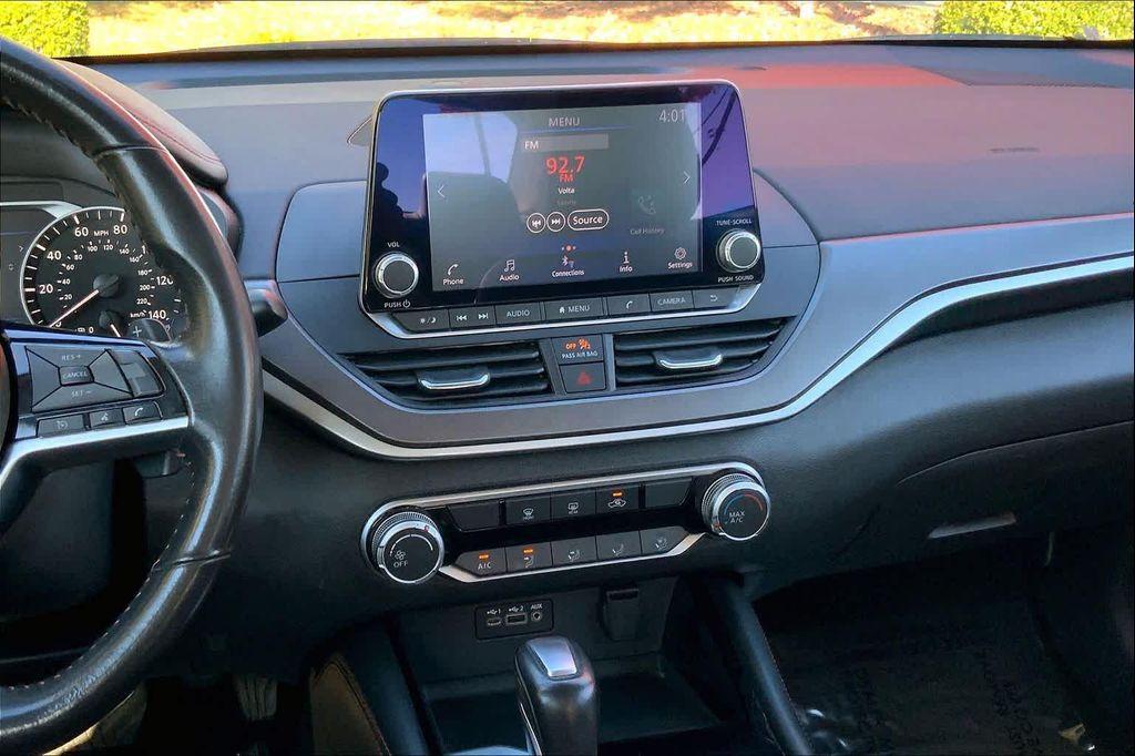 used 2023 Nissan Altima car, priced at $24,137