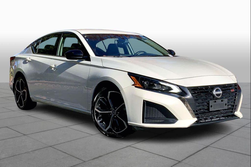 used 2023 Nissan Altima car, priced at $24,137