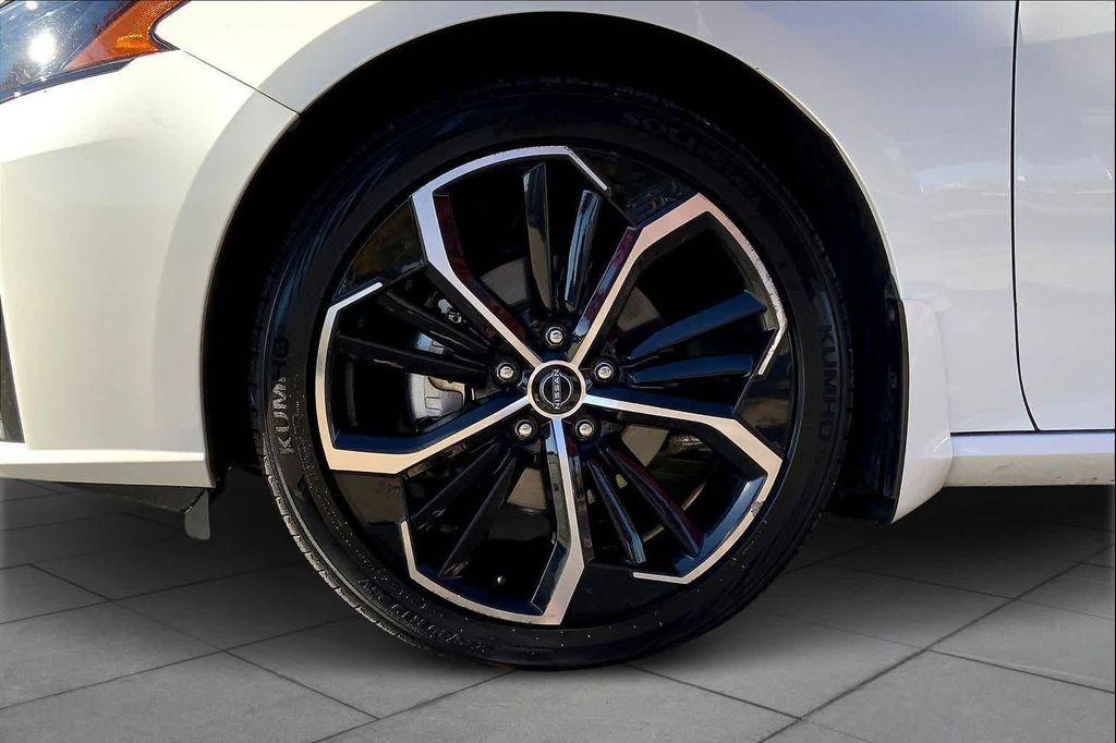 used 2023 Nissan Altima car, priced at $24,137