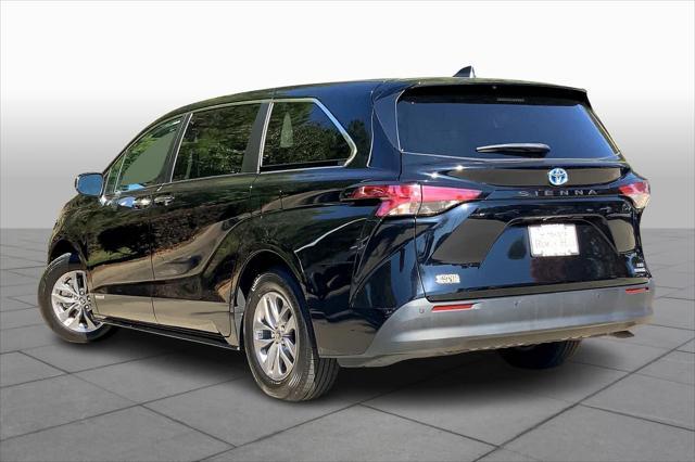 used 2021 Toyota Sienna car, priced at $37,548