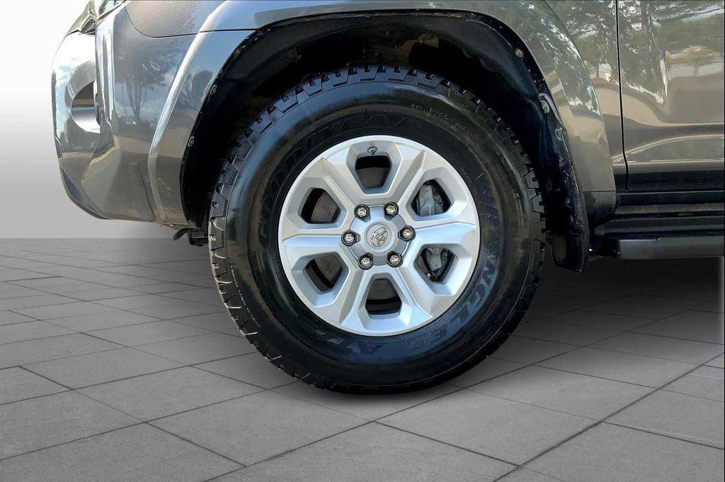 used 2016 Toyota 4Runner car, priced at $25,133
