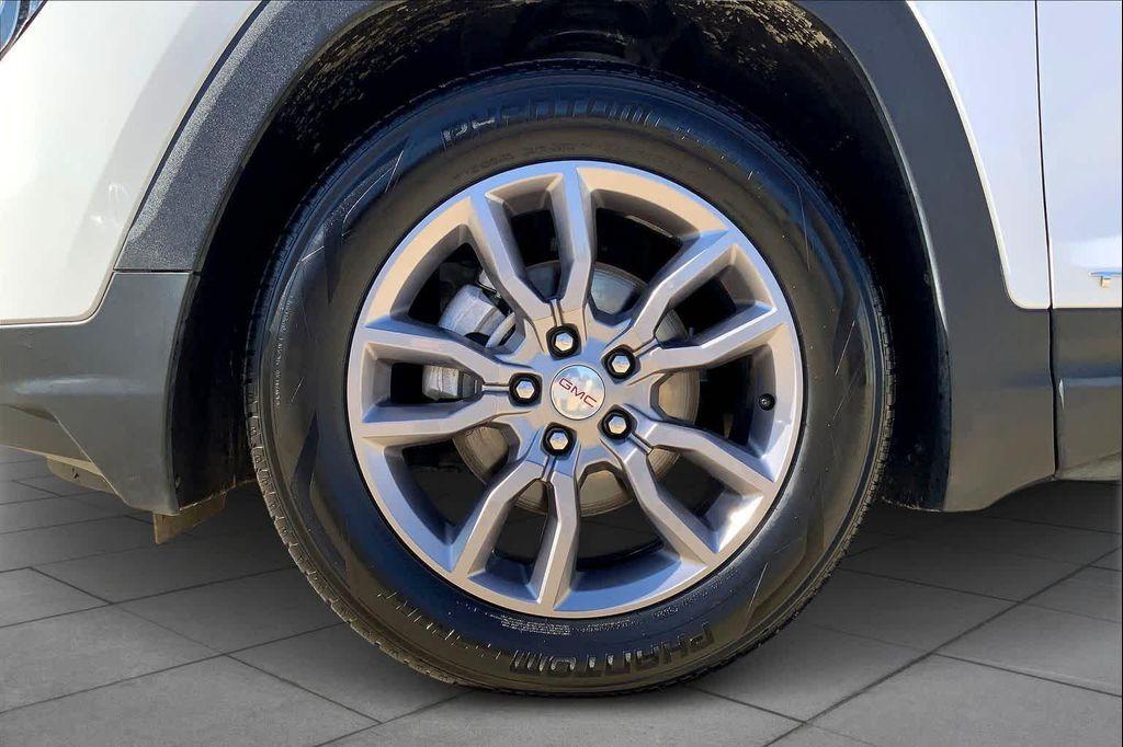 used 2023 GMC Terrain car, priced at $21,915