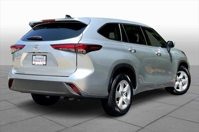 used 2022 Toyota Highlander car, priced at $29,795