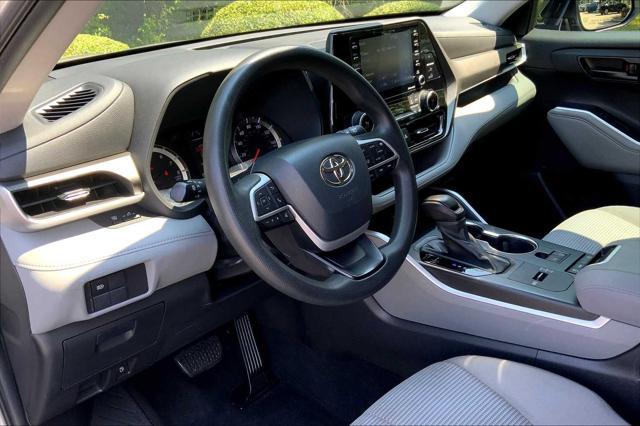 used 2022 Toyota Highlander car, priced at $29,795
