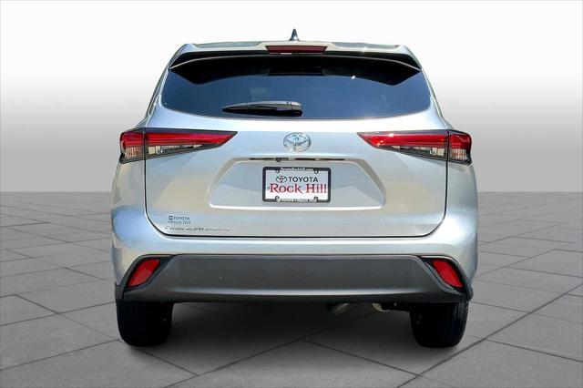 used 2022 Toyota Highlander car, priced at $29,795