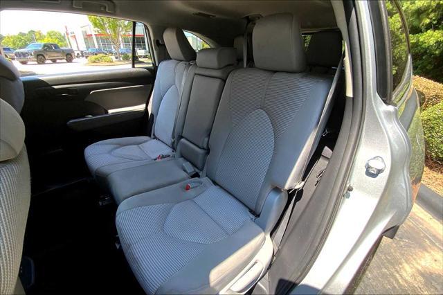 used 2022 Toyota Highlander car, priced at $29,795