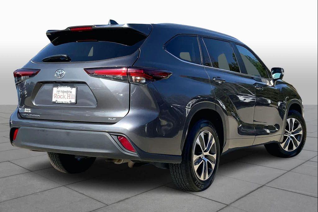 used 2024 Toyota Highlander car, priced at $39,015