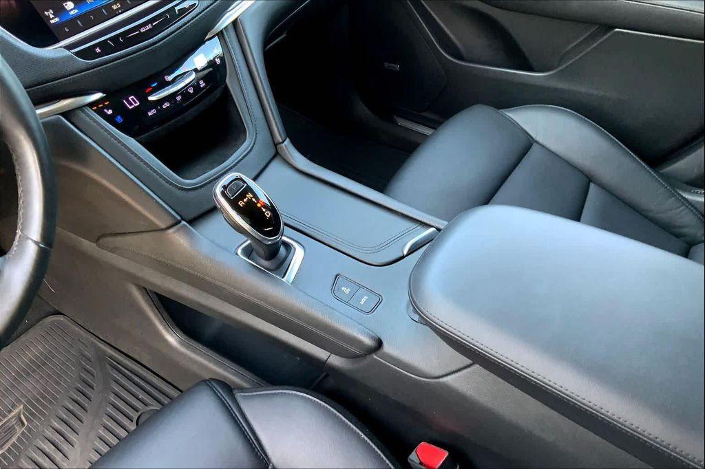 used 2018 Cadillac XT5 car, priced at $18,797